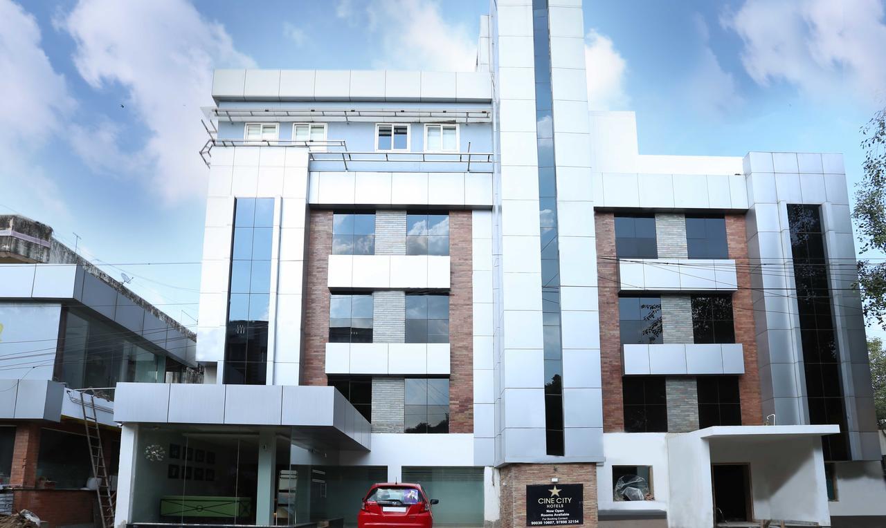 Treebo Trend Cine City Chennai Esterno foto